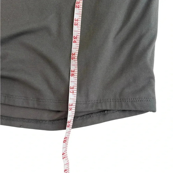 BIRCH AND STONE women's grey size Medium contour collection sleeveless above Kne - Picture 6 of 7